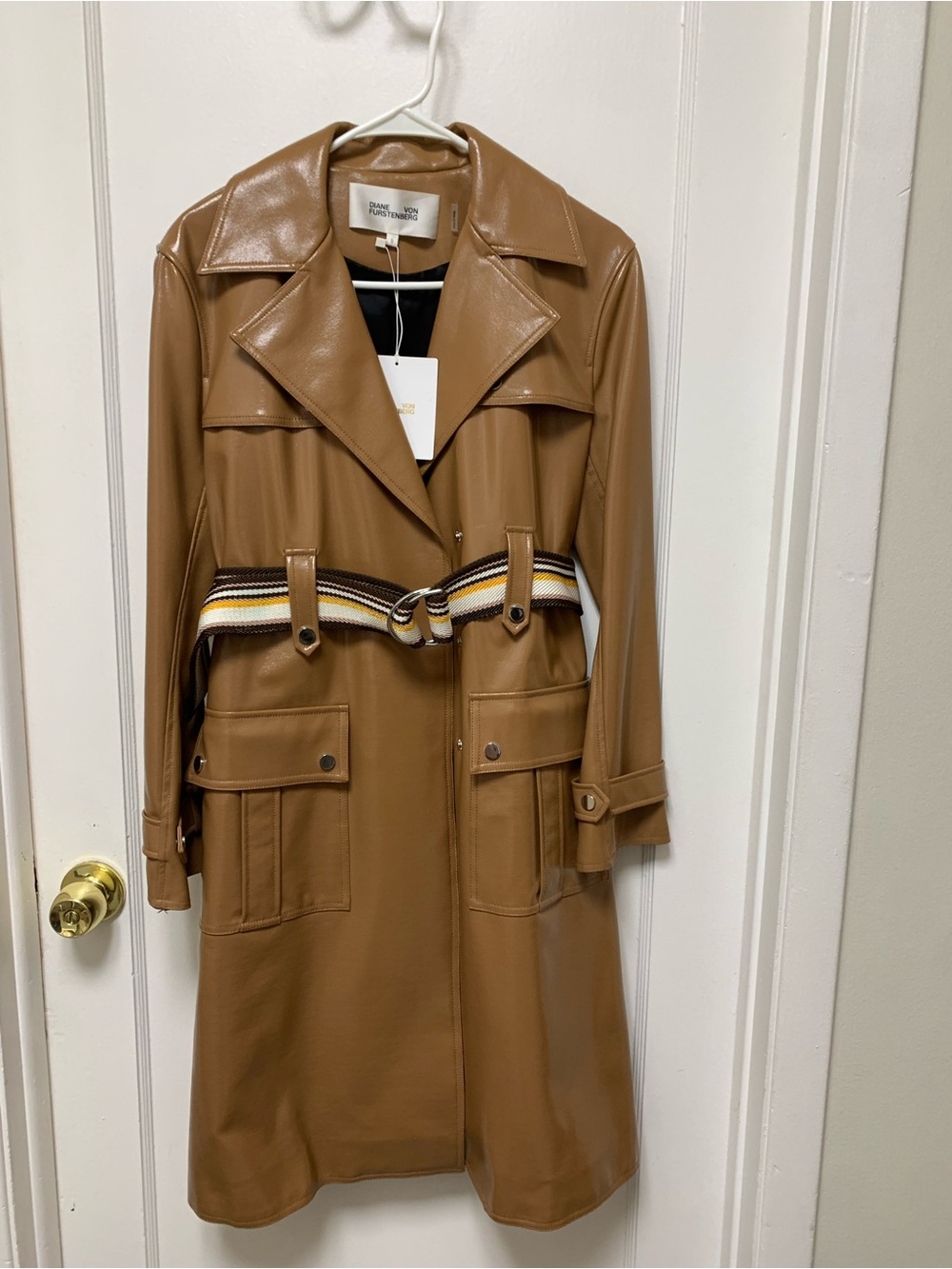 Diane Von Furstenberg Women's Tan Faux-Leather Trench Coat w/Striped Belt Sz. 0